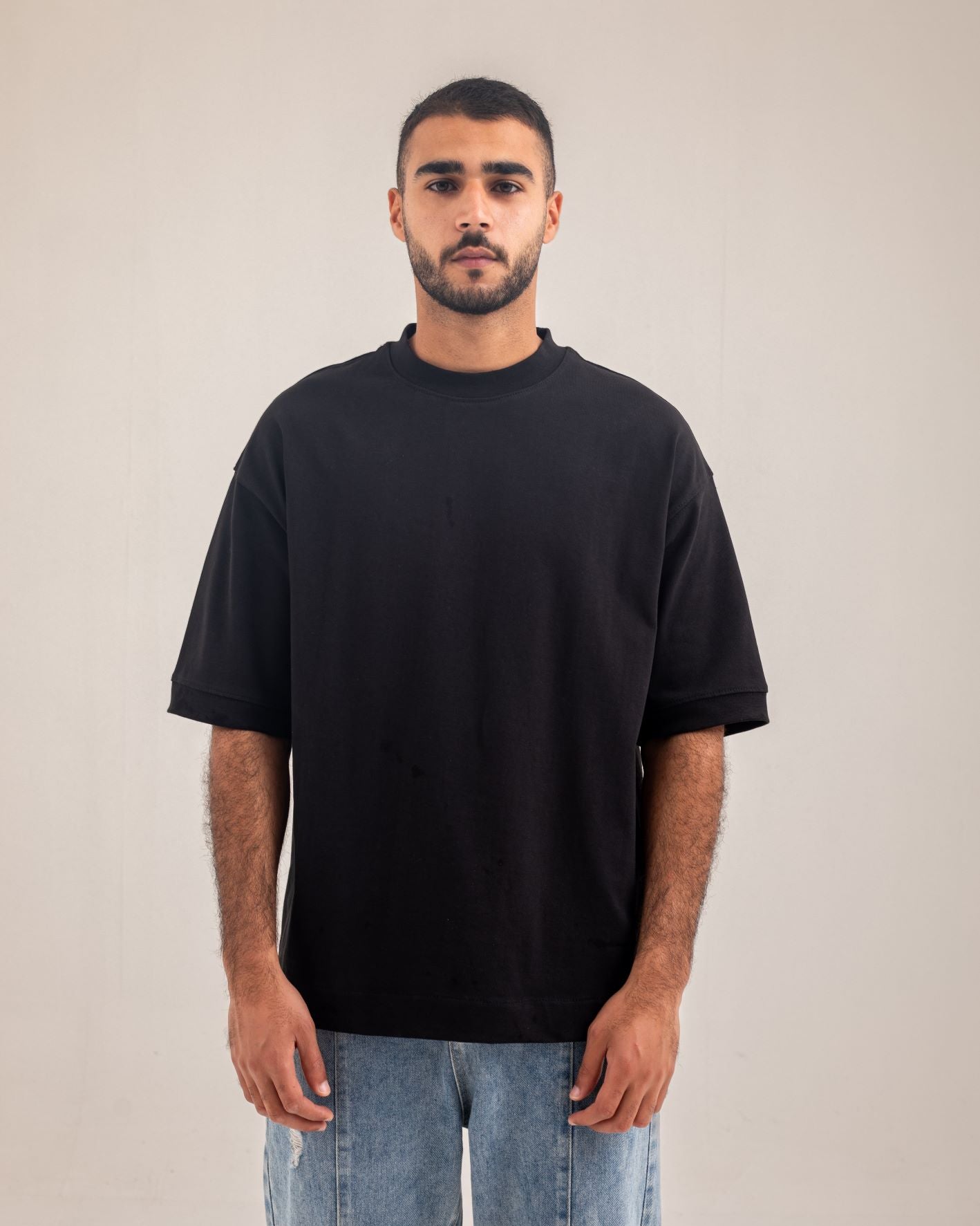 Basic -Black T-shirt