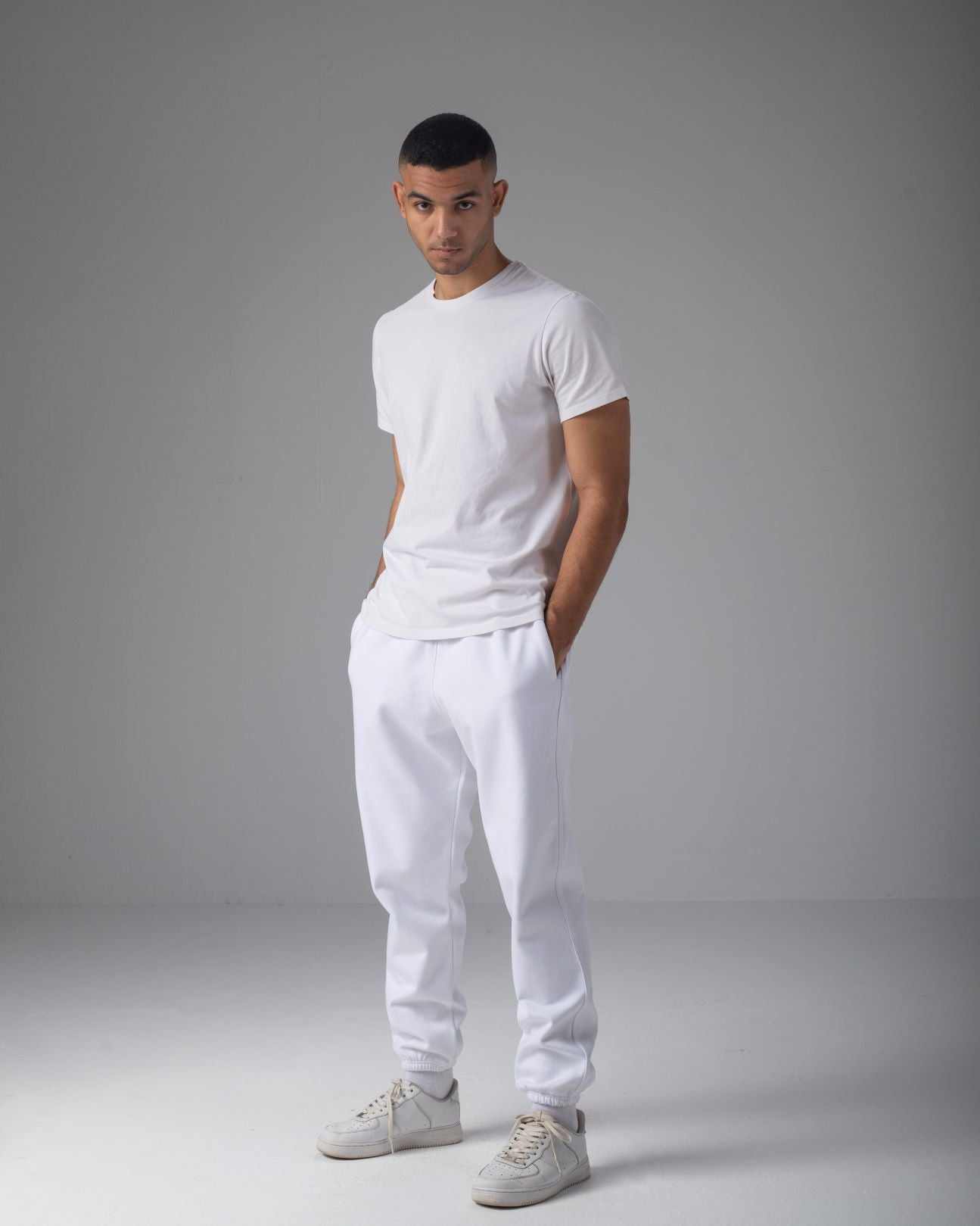 Basic-Offwhite