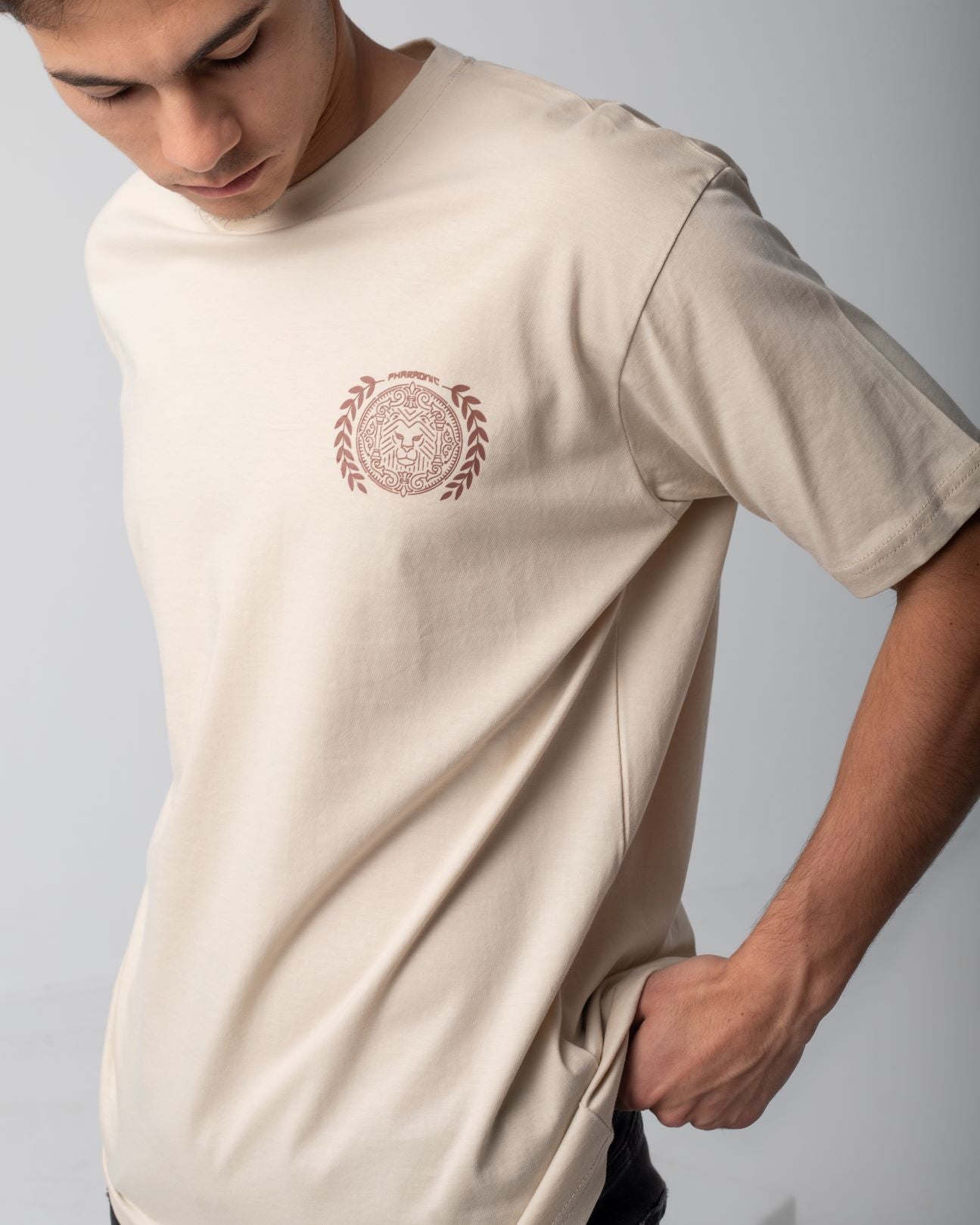 LION LOGO -T-shirt